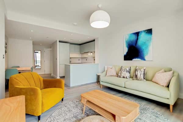 Studio apartment at Alameda - Image 11