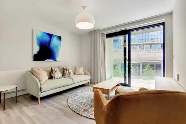 Studio apartment at Alameda - Image 12