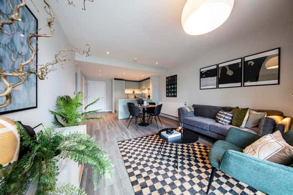 2 bedroom apartment at Alameda - Image 10