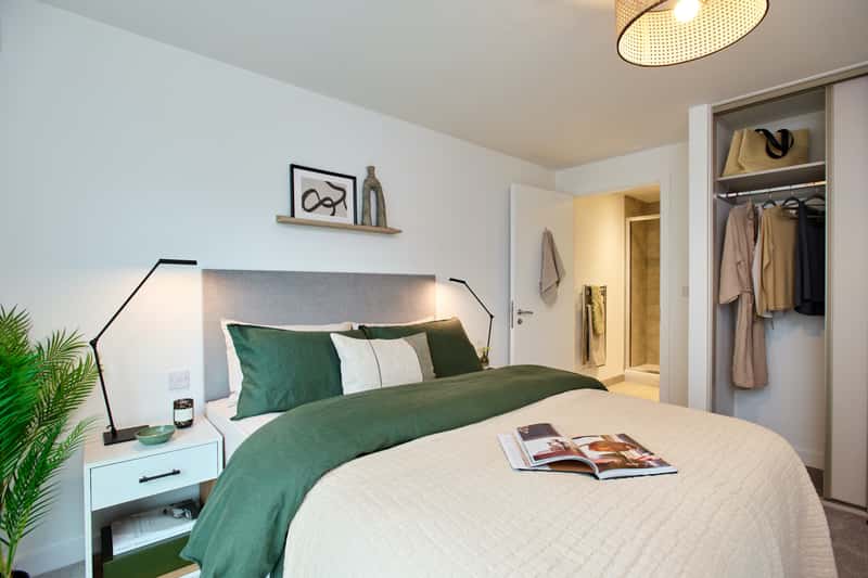 Apo at The Holloway - Image 4