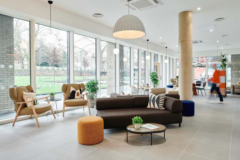 Apo Barking - Image 6