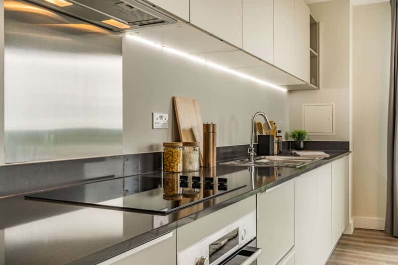 Apo Kew Bridge - Image 8