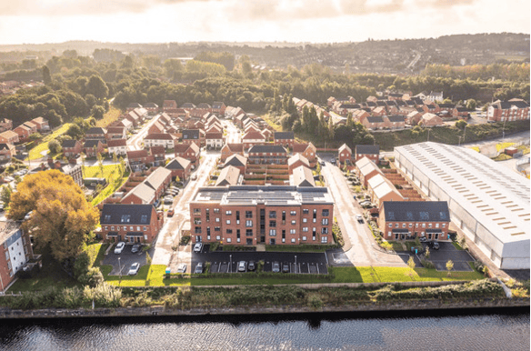 Hollystone Bank - Image 4