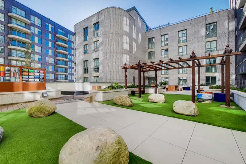 Oaklands Rise - Image 1