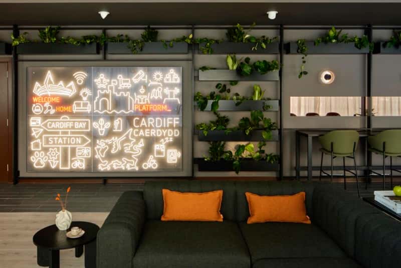 PLATFORM_CARDIFF - Image 1