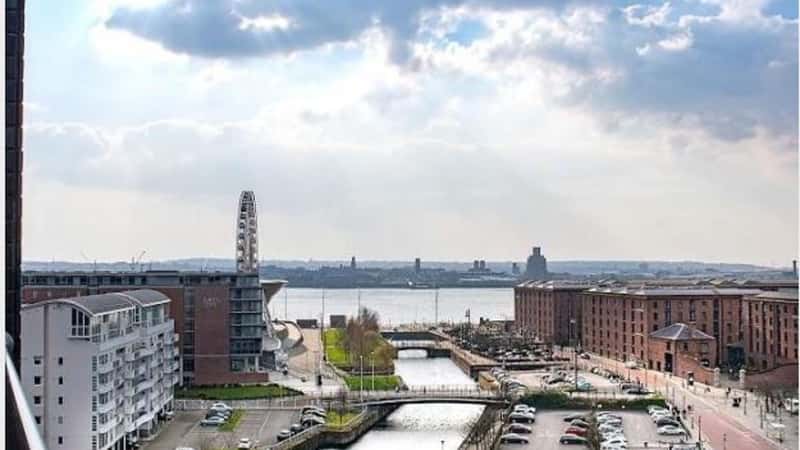 The Cargo Building - Image 5