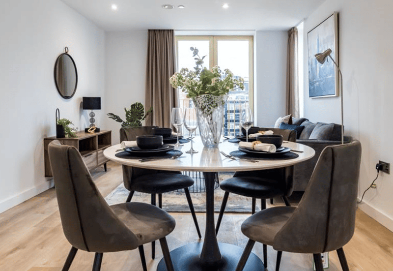 The Quarters - Image 2