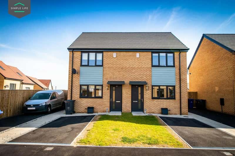 Yew Gardens - Image 1