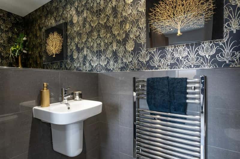 Five Mills - Image 14