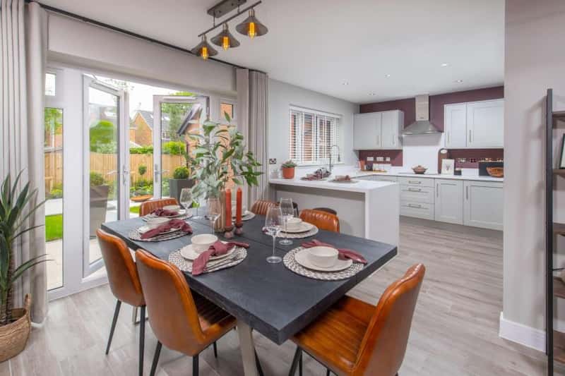 Horwood Gardens - Image 18