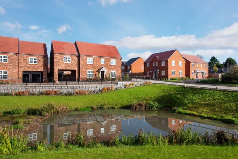 Horwood Gardens - Image 2