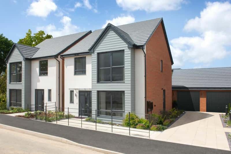 Lucas Gardens - Image 2