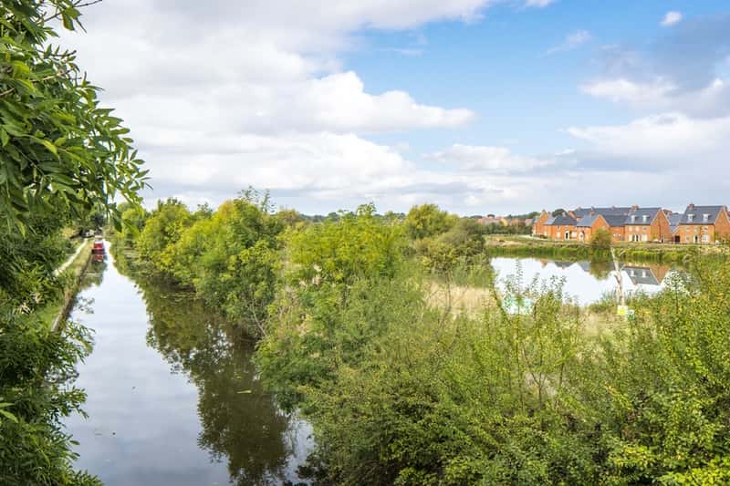Canal Quarter at Kingsbrook - Image 9