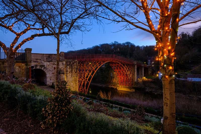 Scarlet View - Image 9