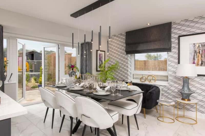 Autumn Ford - Image 4