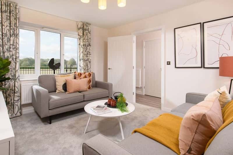 Bellway at Pirton Fields - Image 5