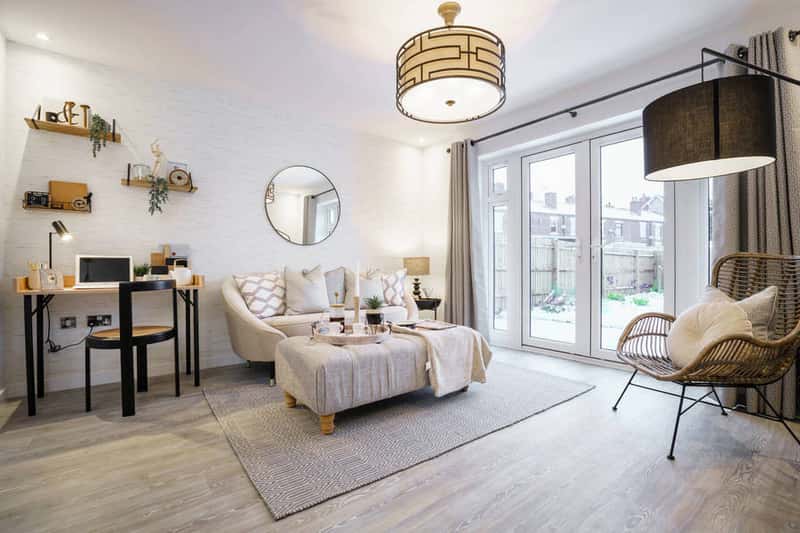 Cecilly Mills - Image 5