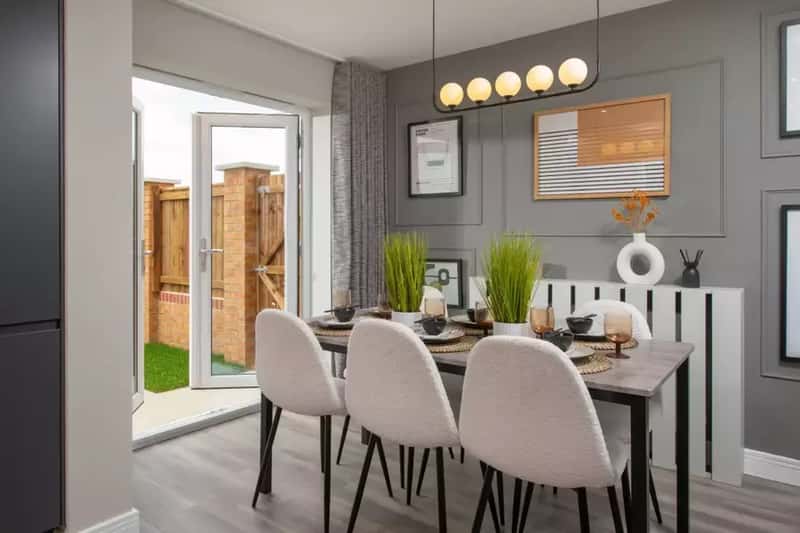 Clarence Gate - Image 8