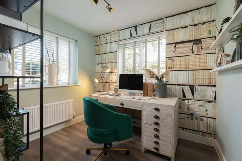 Eve Meadows - Image 9