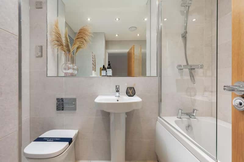 Hatton Court - Image 15