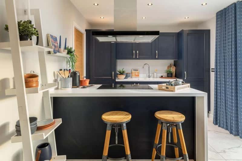 Hatton Court - Image 7