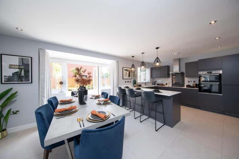 Old Brook View - Image 9