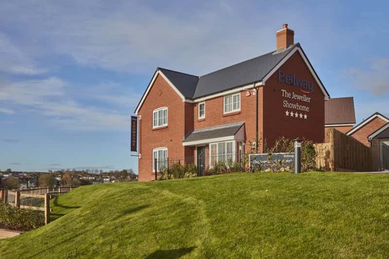 Poppy View - Image 1