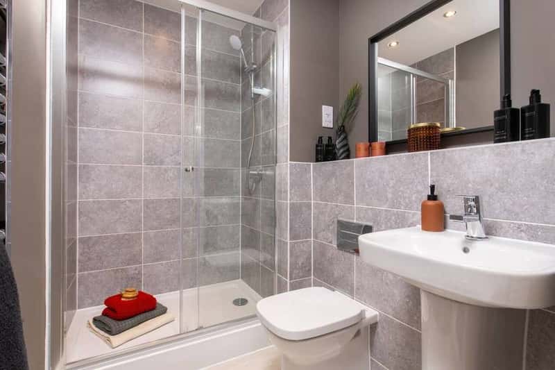 Sky Plaza - Image 17