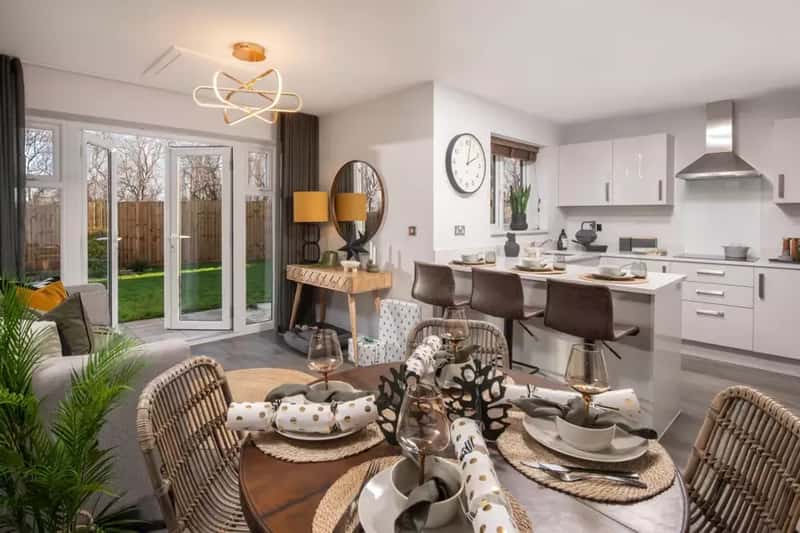 Victoria Gate - Image 16