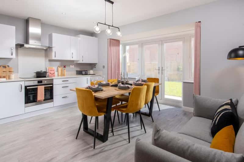 Victoria Gate - Image 9