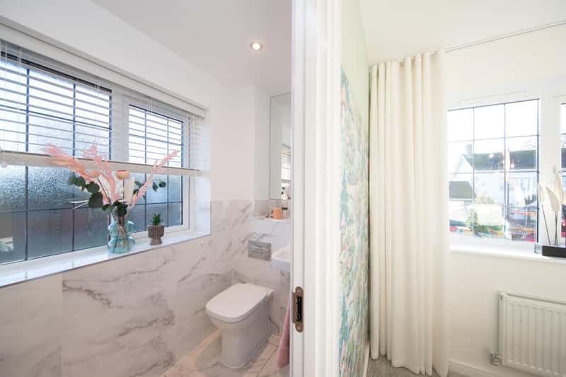 Weaver Green - Image 13