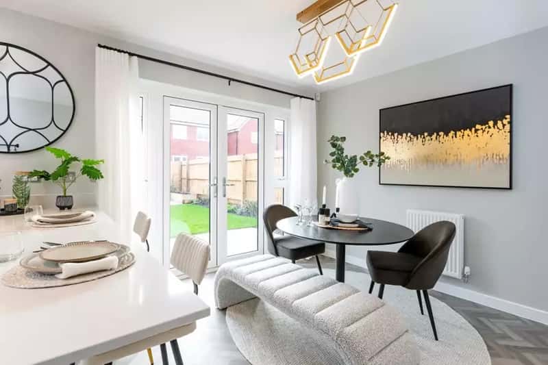 Weavers Fields - Image 16