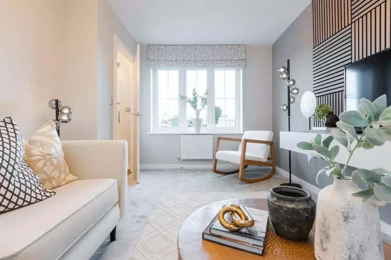 Weavers Fields - Image 4