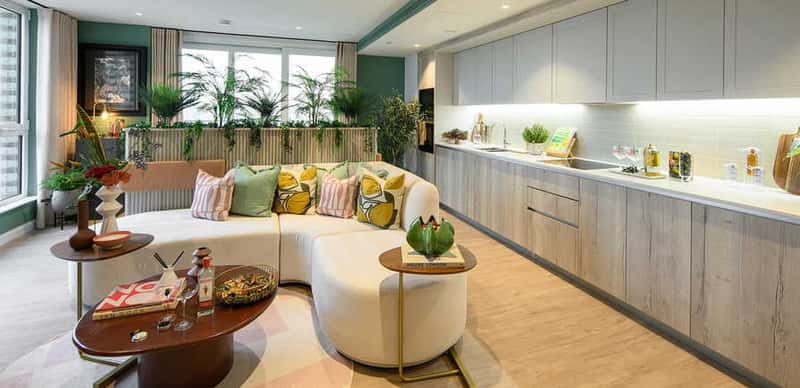 Oval Village - Image 9