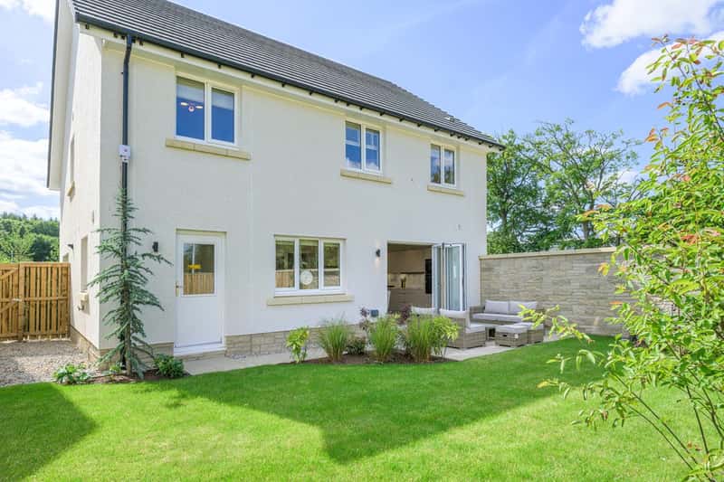 Pinefields, Livingston - Image 5