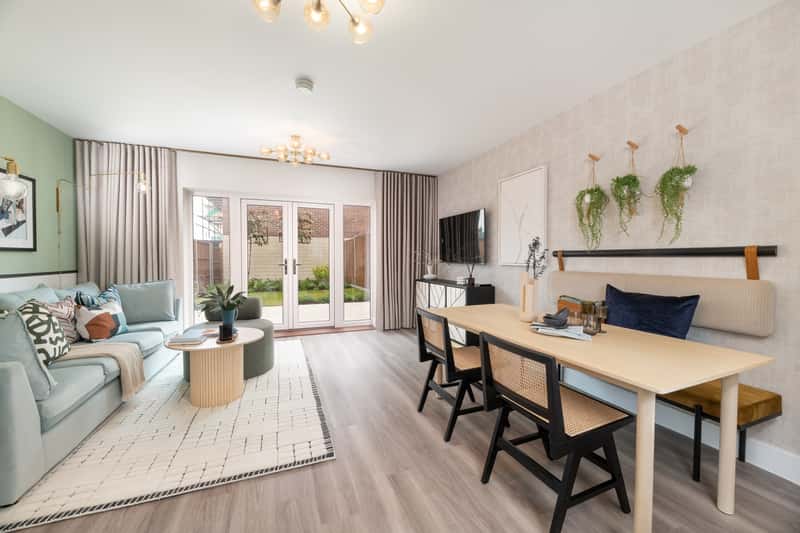 Coopers Hill - Image 10