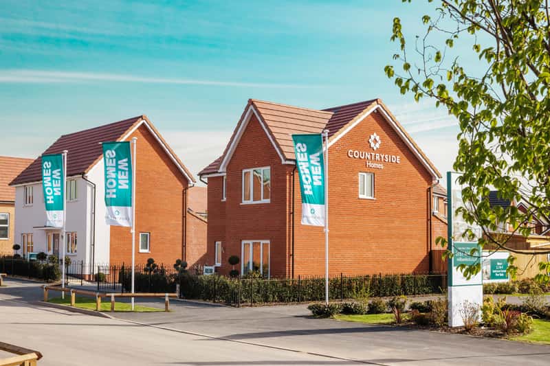 Millbank Lock - Image 1