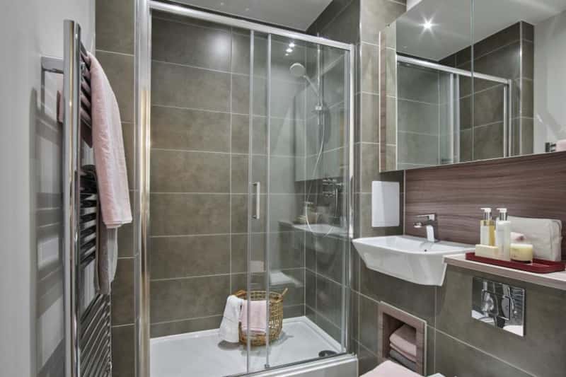 Rochester Riverside - Image 8