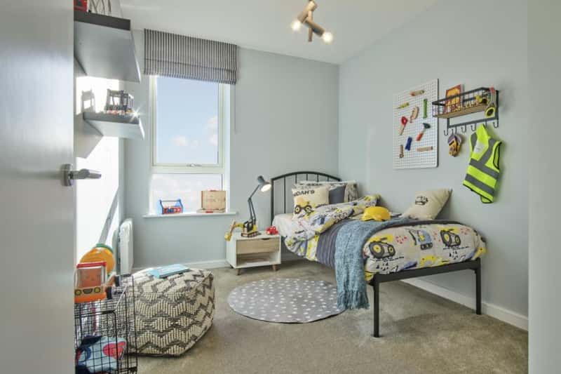 Rochester Riverside - Image 9