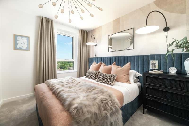 South Oxhey Central - Image 15