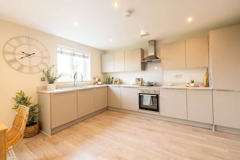 Hillcrest Gardens - Image 9