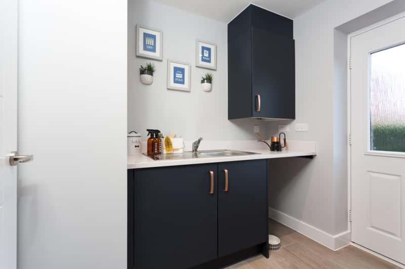 Castle Gate - Image 9