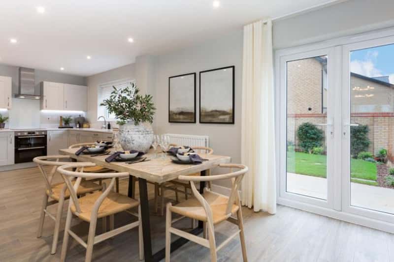 Green Oaks - Image 11