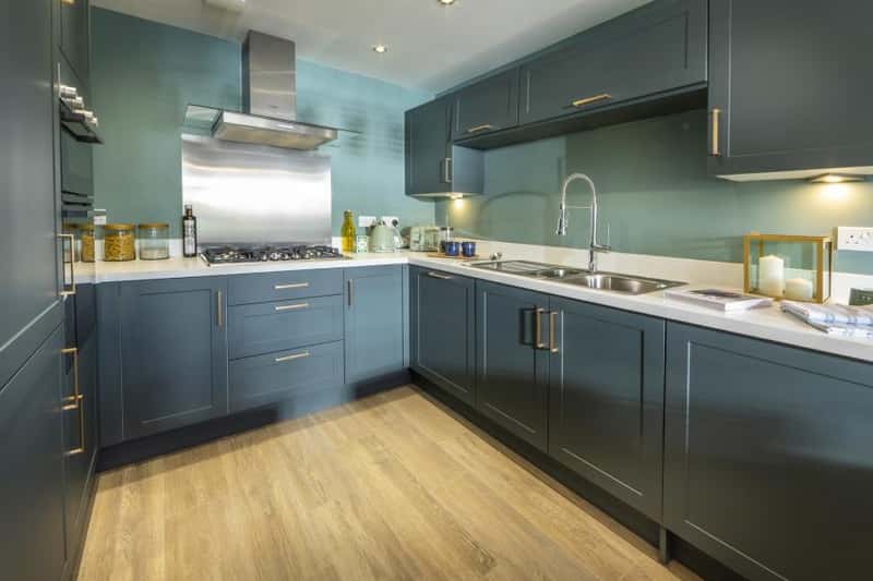 Royal Victoria Court - Image 9