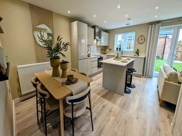 Hawkers Place - Image 7