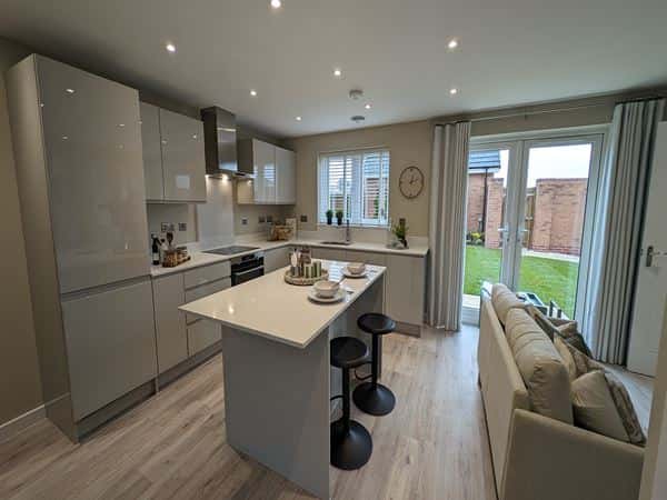 Hawkers Place - Image 8