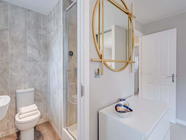 Palmerston Heights - Image 2