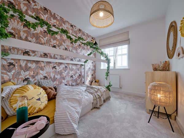 Warren Park - Image 2