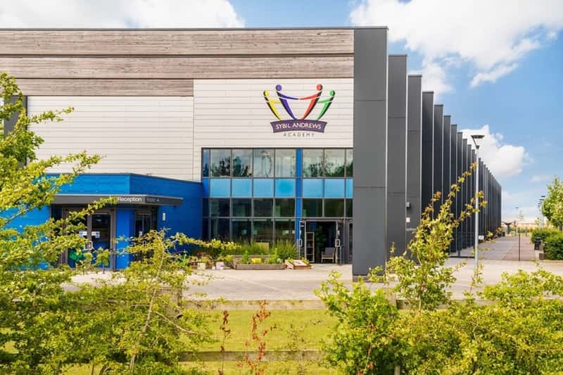 Lark Grange - Image 13