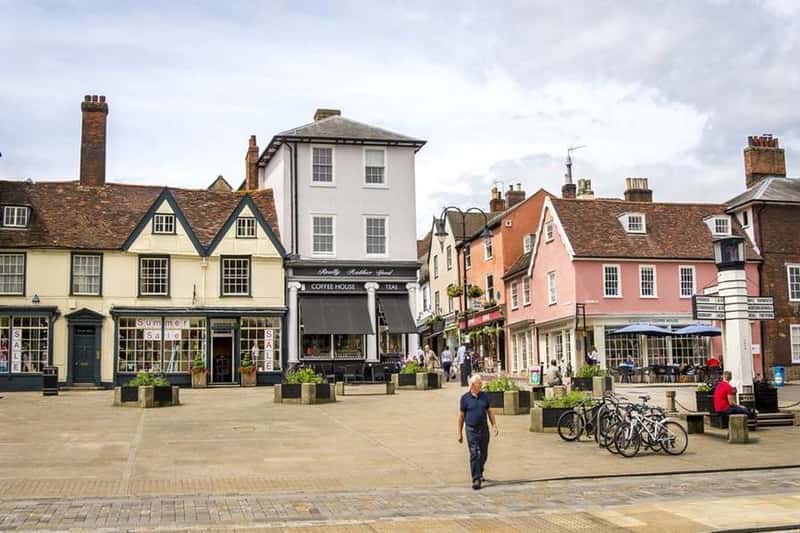 Lark Grange - Image 2